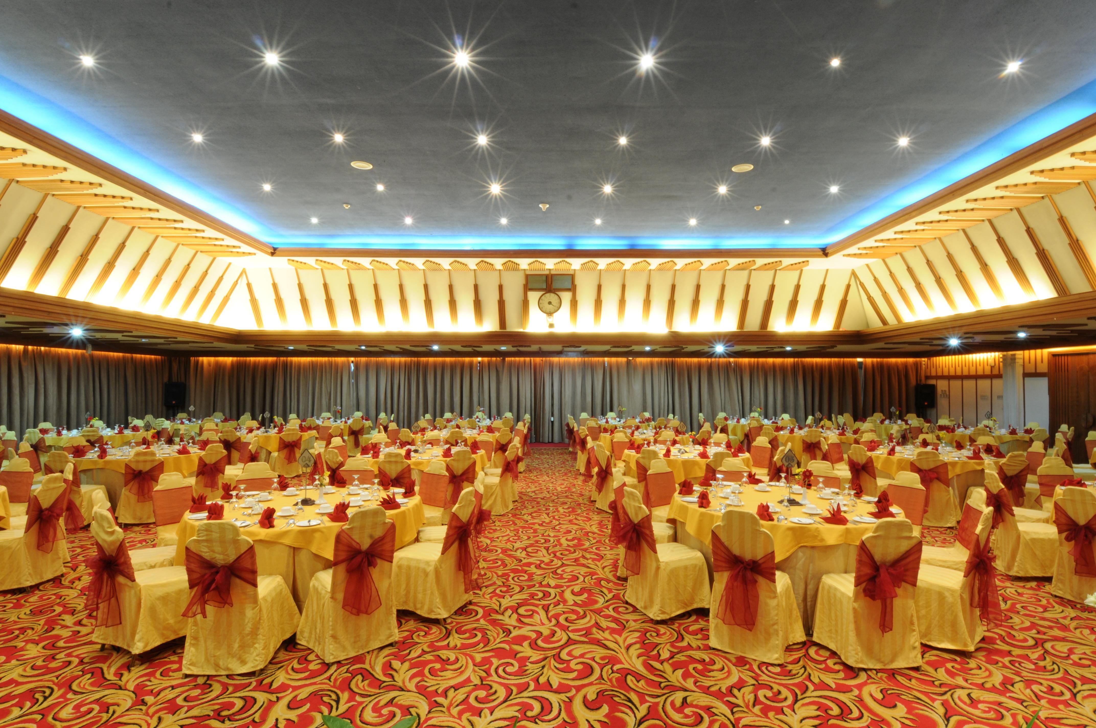Hotel Savoy Homann Bandung Exteriör bild
