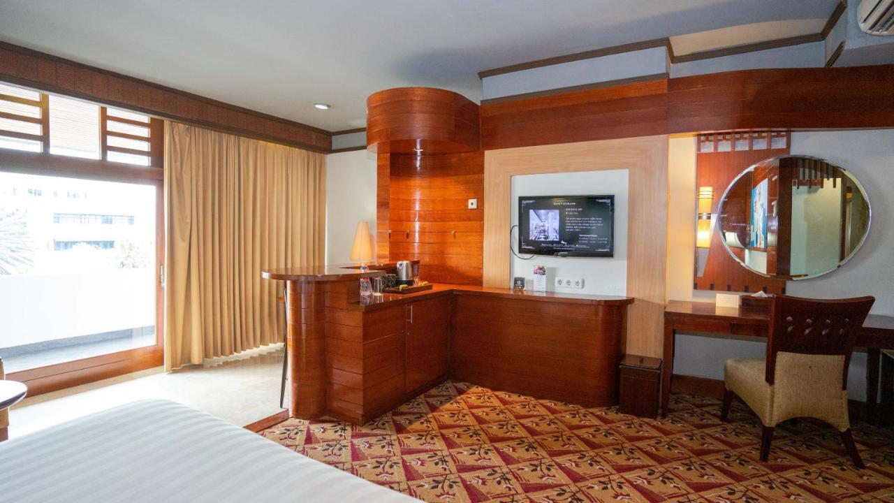 Hotel Savoy Homann Bandung Exteriör bild