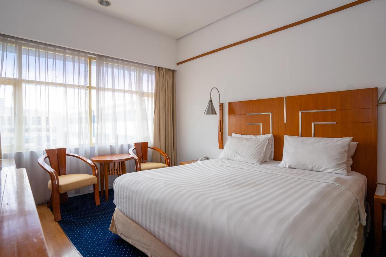 Hotel Savoy Homann Bandung Exteriör bild