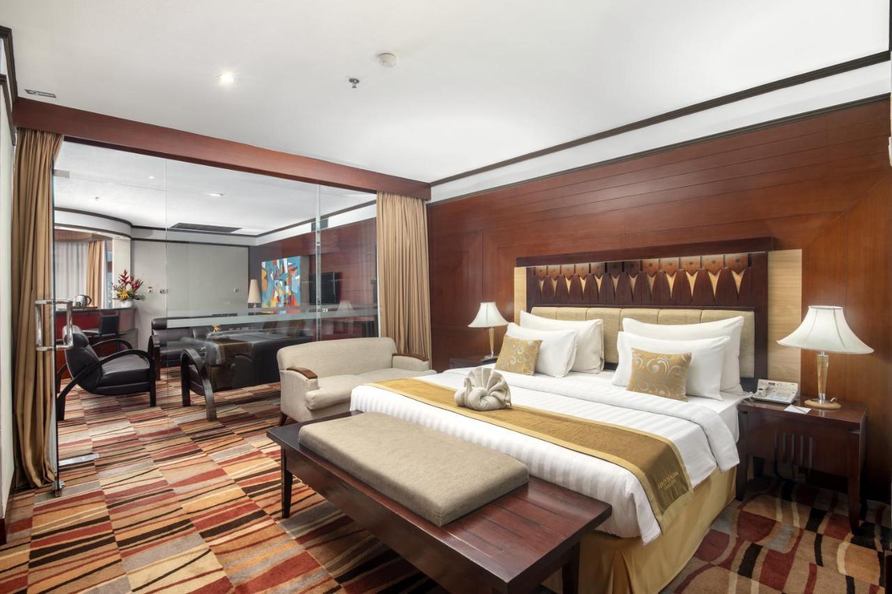 Hotel Savoy Homann Bandung Exteriör bild