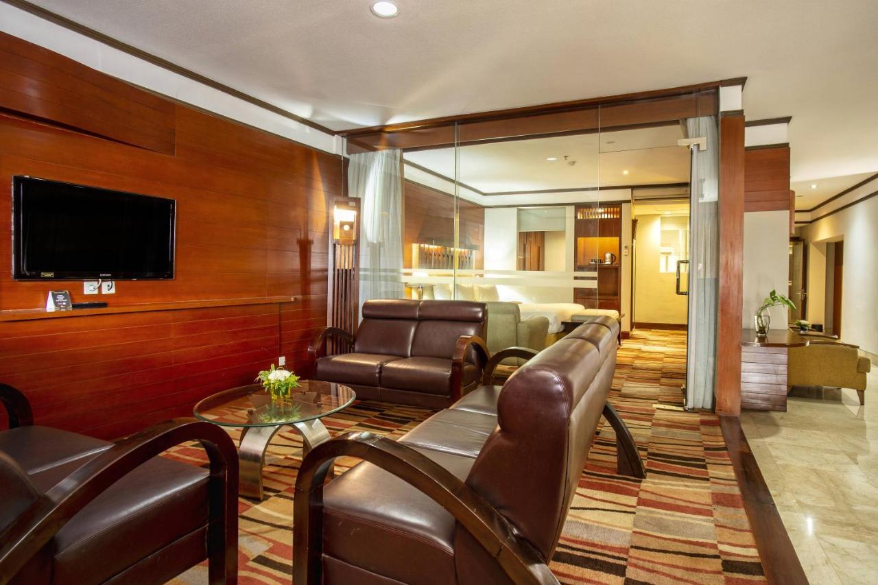 Hotel Savoy Homann Bandung Exteriör bild