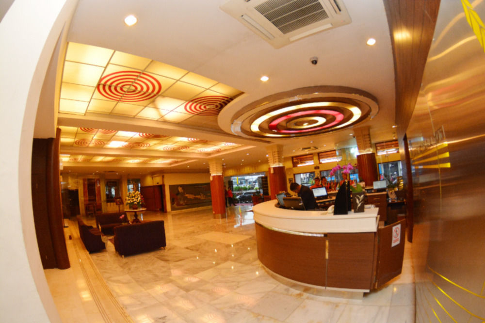 Hotel Savoy Homann Bandung Exteriör bild
