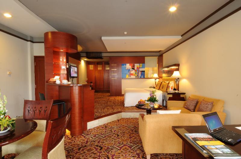 Hotel Savoy Homann Bandung Exteriör bild